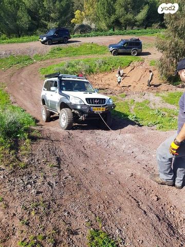 מודעת רכב יונדאי טאראקן