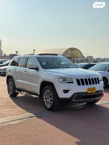 מודעת רכב ג'יפ גרנד צ'ירוקי