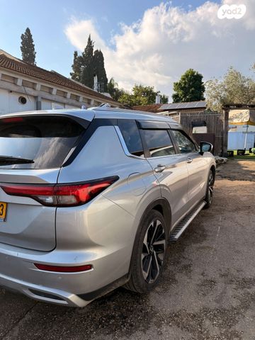 מיצובישי אאוטלנדר