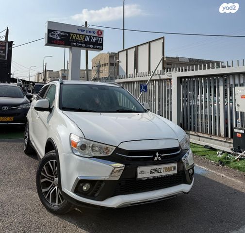 מודעת רכב מיצובישי ASX