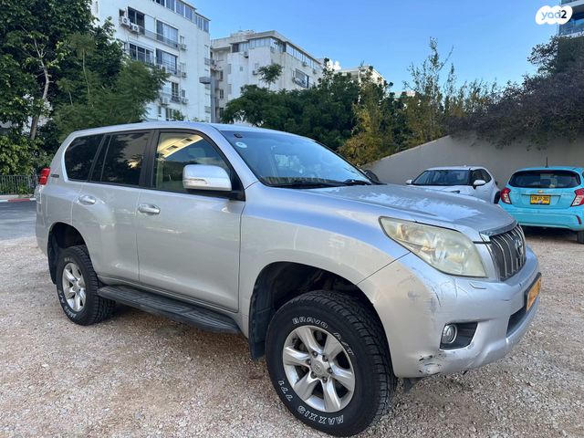 מודעת רכב טויוטה לנד קרוזר