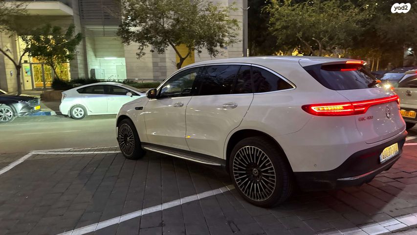 מודעת רכב מרצדס-בנץ EQC