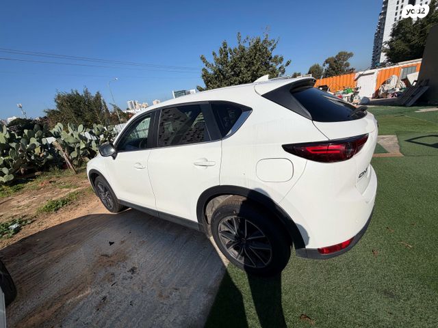 מודעת רכב מאזדה CX-5