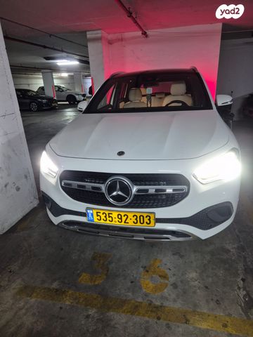 מרצדס-בנץ GLA