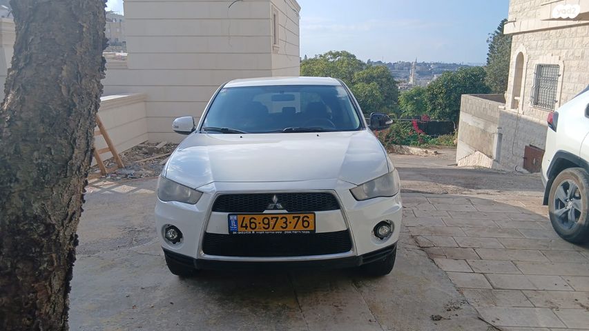 מודעת רכב מיצובישי אאוטלנדר