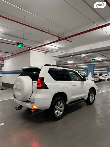 טויוטה לנד קרוזר