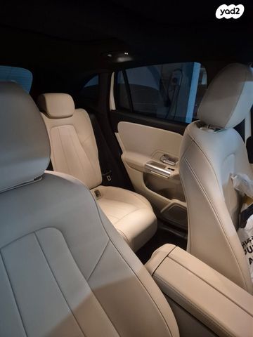 מודעת רכב מרצדס-בנץ GLA