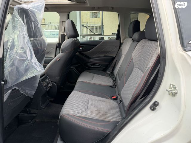 סובארו פורסטר