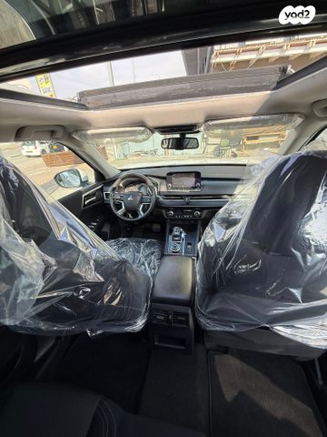 מיצובישי אאוטלנדר