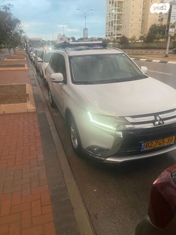 מיצובישי אאוטלנדר