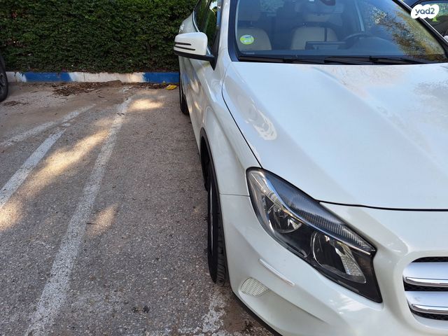 מרצדס-בנץ GLA