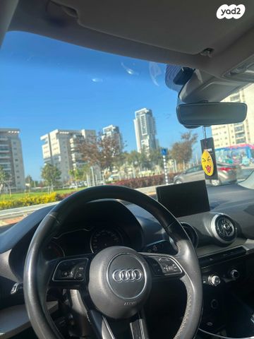 מודעת רכב אאודי Q2