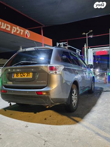 מיצובישי אאוטלנדר