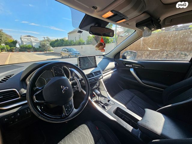 מיצובישי אקליפס קרוס