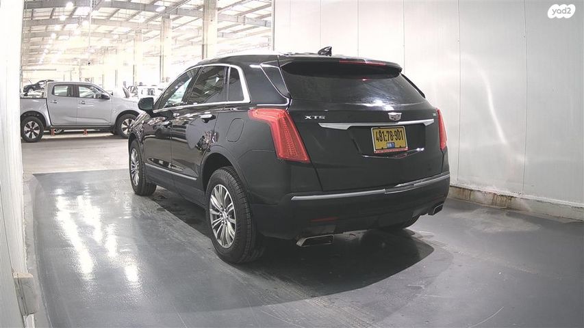 קאדילק XT5