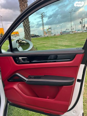 פורשה קאיין