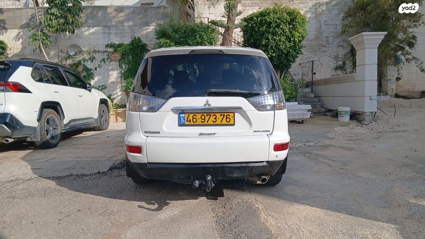 מיצובישי אאוטלנדר