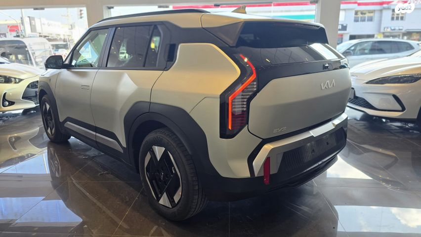 קיה EV3