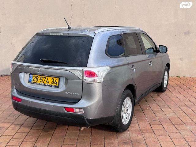 מיצובישי אאוטלנדר