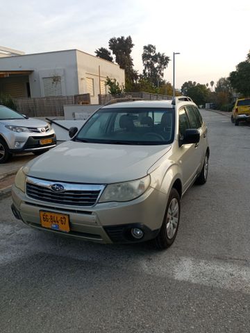 סובארו פורסטר