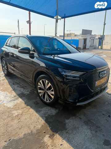 מודעת רכב אאודי Q4 e-tron