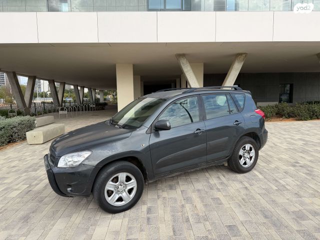 מודעת רכב טויוטה RAV4