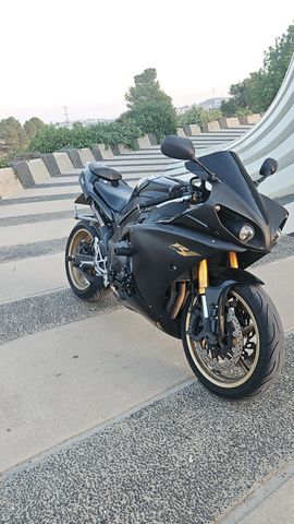 ימאהה YZF-R1