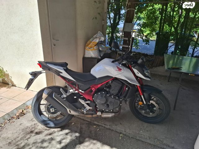 מודעת רכב הונדה HORNET 750