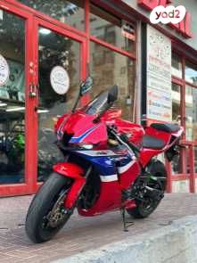 מודעת רכב הונדה CBR600RR