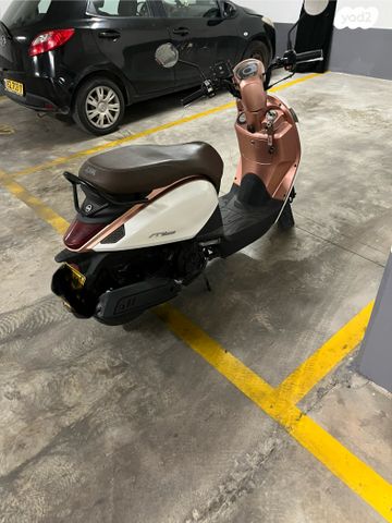 מודעת רכב סאן יאנג מיו 100