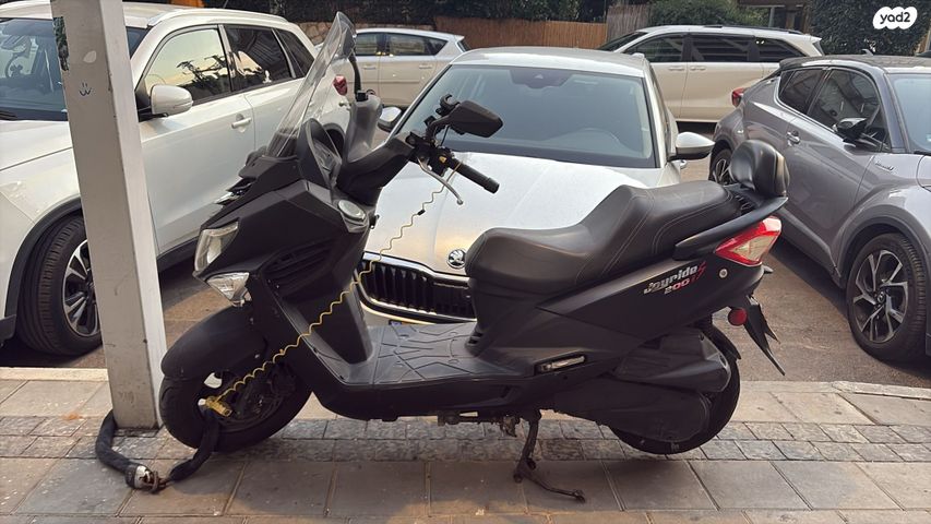 מודעת רכב סאן יאנג ג'וי רייד 200