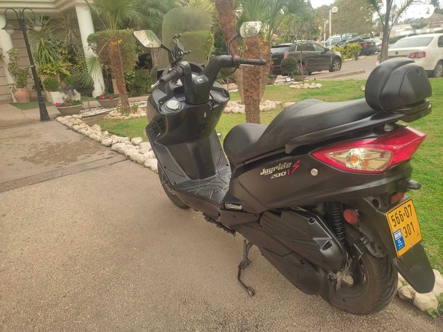 סאן יאנג ג'וי רייד 200