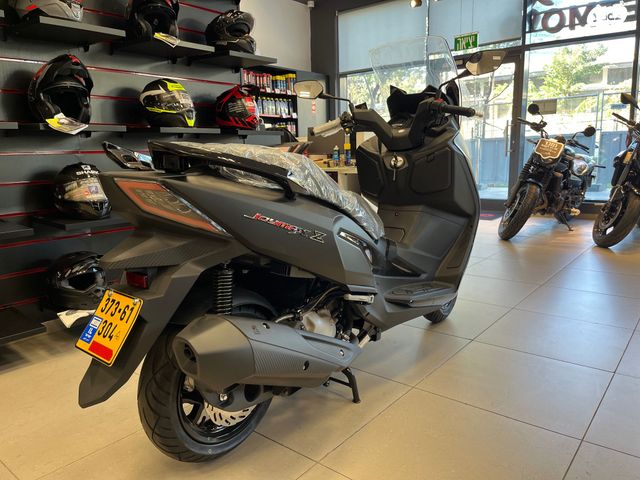 סאן יאנג ג'וי-מקס Z-250