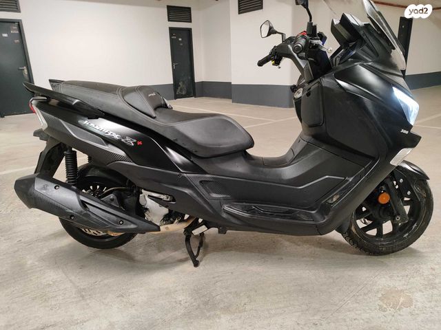 סאן יאנג ג'וי-מקס Z-300