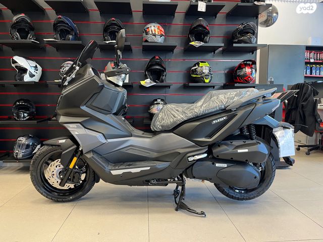 סאן יאנג ADX 300