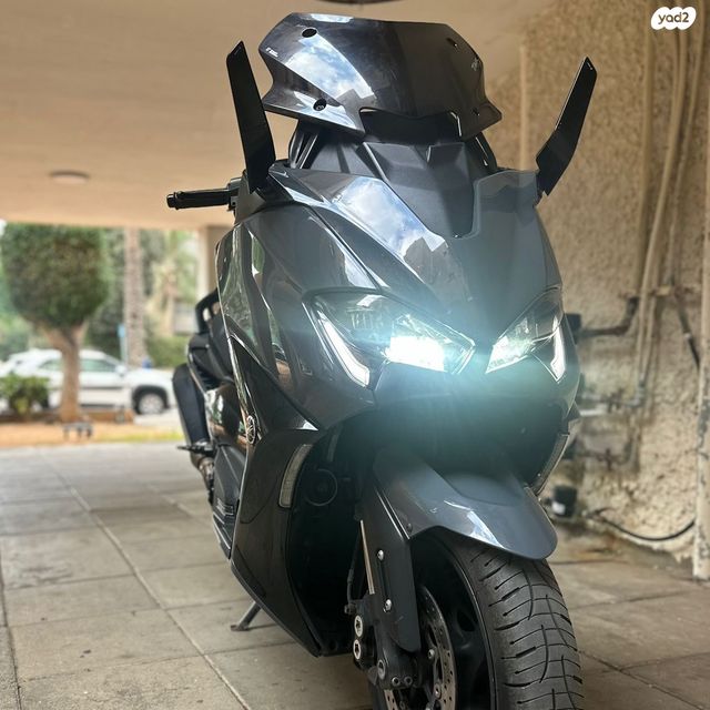 ימאהה Tmax 560 Tech