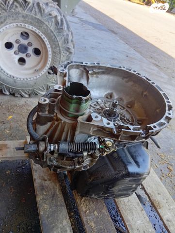 feedItemObj.data.row_1