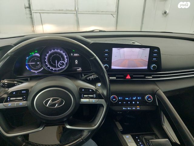 יונדאי אלנטרה