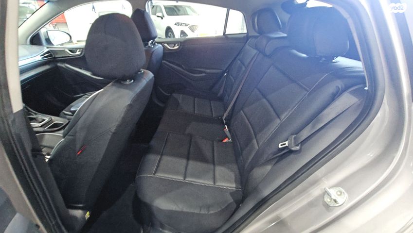 יונדאי איוניק