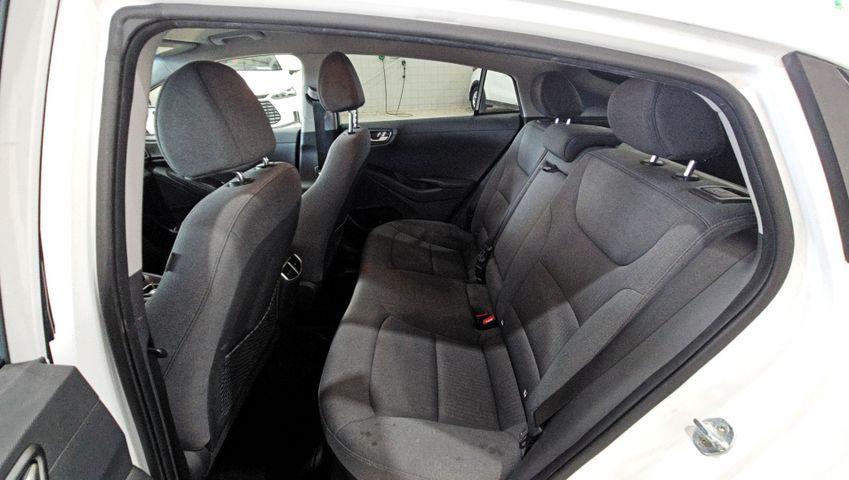 יונדאי איוניק