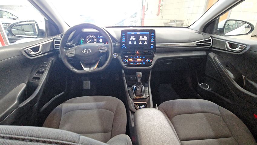 יונדאי איוניק