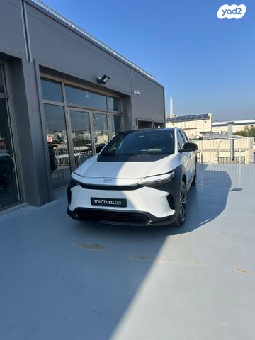 מודעת רכב טויוטה bZ4X