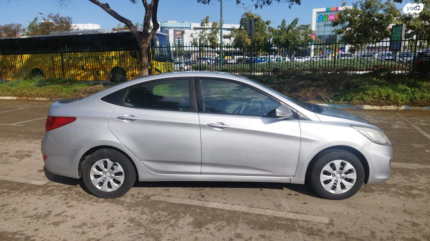 יונדאי אקסנט i25