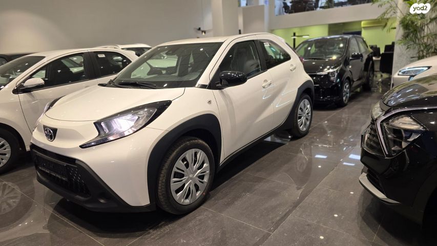 מודעת רכב טויוטה אייגו X