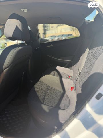 יונדאי אקסנט i25