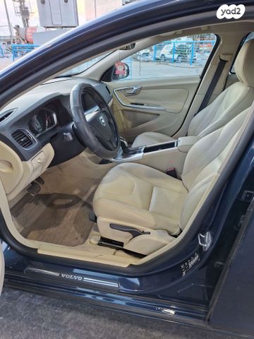 וולוו S60