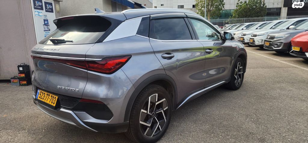 בי.ווי.די אטו 3