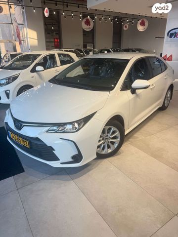 מודעת רכב טויוטה קורולה