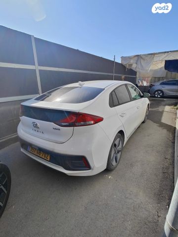 יונדאי איוניק