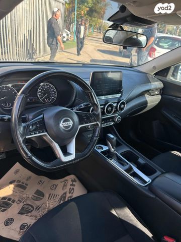 ניסאן סנטרה